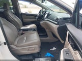 Honda Odyssey Elite 5FNRL6H95JB037472 снимка