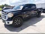 Toyota Tundra Sr5 5.7L V8 5TFDW5F18HX622653 fotografie