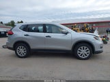 Nissan Rogue S KNMAT2MVXHP614764 photo