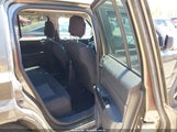 Jeep Patriot Latitude 1C4NJRFB0FD169078 снимка