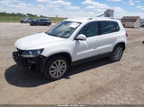 Volkswagen Tiguan Se WVGBV7AX6CW552825 снимка