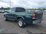 Toyota Tundra Ltd V8 5TBBT4819YS046772 снимка