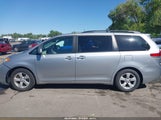 Toyota Sienna Le V6 8 Passenger 5TDKK3DC3ES407999 fotografie