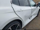 Toyota Camry Le 4T1B11HK6JU584380 fotografie