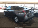 Toyota Prius Two JTDKBRFU4G3000626 fotografie