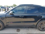Porsche Macan WP1AA2A5XMLB07261 photo
