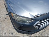 Hyundai Elantra Se 5NPD74LF9HH141636 снимка