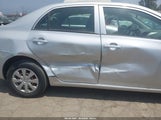 Toyota Corolla Le JTDBL40E599070489 photo
