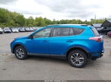 Toyota Rav4 Hybrid Xle JTMRJREV8HD088412 fotografie