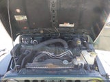 Jeep Wrangler Sahara 1J4FA59S6YP703110 снимка