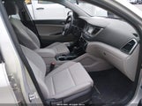 Hyundai Tucson Se KM8J2CA4XJU655855 снимка
