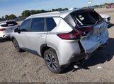 Nissan Rogue Sv Fwd 5N1BT3BA6PC854440 fotografie