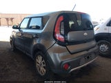 Kia Soul + KNDJP3A51J7572344 photo