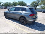Volkswagen Tiguan 2.0T Se/2.0T Wolfsburg Edition 3VV3B7AX7RM134480 снимка