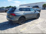 Volkswagen Tiguan 2.0T Se/2.0T Wolfsburg Edition 3VV3B7AX7RM134480 fotografie