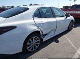 Toyota Camry Le 4T1C11AK3NU681010 photo