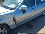 Lincoln Town Car Signature Limited 1LNHM82W76Y646097 photo
