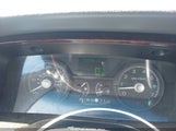 Lincoln Town Car Signature Limited 1LNHM82W76Y646097 снимка
