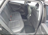 Volkswagen Passat 1.8T R-Line 1VWAT7A30GC061299 fotografie