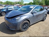 Tesla Model Y Rwd 7SAYGDED8PF934469 fotografie