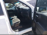 Chevrolet Silverado  Custom 3GCPWBEH8KG236966 снимка