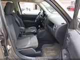 Jeep Patriot Latitude 1C4NJRFB5GD596497 снимка