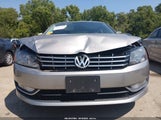 Volkswagen Passat 2.0L Tdi Sel Premium 1VWCN7A39EC062483 photo