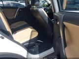 Toyota Rav4 Xle JTMWFREV5JJ202555 fotografie