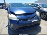 Toyota Prius Three JTDKN3DU3D1710034 photo