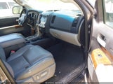Toyota Tundra Limited 5.7L V8 5TFBY5F10DX311147 fotografie