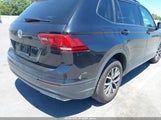 Volkswagen Tiguan 2.0T S 3VV1B7AX4MM056594 fotografie