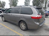 Toyota Sienna Xle Premium 8 Passenger 5TDYK3DC2GS741132 photo