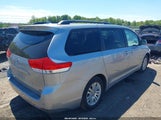 Toyota Sienna Xle V6 5TDYK3DC6BS114670 снимка