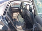 Audi A4 2.0T Premium WAUFFAFL4BN033165 снимка