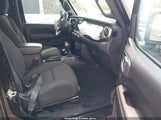 Jeep Wrangler Unlimited Sahara 4X4 1C4HJXEG4LW126216 fotografie