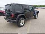 Jeep Wrangler Unlimited Sahara 4X4 1C4HJXEG4LW126216 fotografie