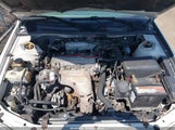 Toyota Camry Le 4T1BG28K4WU269010 photo
