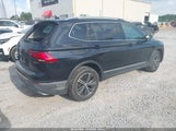 Volkswagen Tiguan 2.0T Se/2.0T Sel/2.0T Sel R-Line/2.0T Sel R-Line Black 3VV2B7AX4KM066964 снимка
