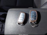 Hyundai Tucson Sport KM8J3CA28HU401437 photo