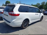 Toyota Sienna Le 7 Passenger 5TDJZ3DC3JS202605 снимка