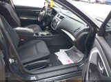 Nissan Altima 2.5 S 1N4AL3AP5JC242359 photo