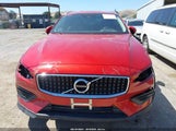 Volvo V60 Cross Country T5 YV4102WK6L1035890 fotografie