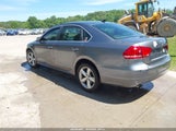 Volkswagen Passat 2.5L Se 1VWBP7A39CC060557 снимка