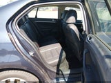 Volkswagen Jetta Limited Edition 3VWAX7AJ6AM106920 снимка