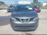 Nissan Rogue Sport S JN1BJ1CP6HW015859 fotografie