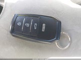 Toyota Prius Two JTDKN3DU7E1774191 fotografie
