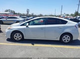 Toyota Prius Two JTDKN3DUXB1375447 снимка