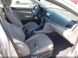 Hyundai Elantra Limited 5NPD84LF1HH035145 снимка