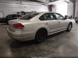 Volkswagen Passat 1.8T S 1VWAS7A39EC047109 снимка