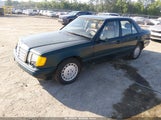 Mercedes-Benz 300 Dt WDBEB33D6HA413786 fotografie